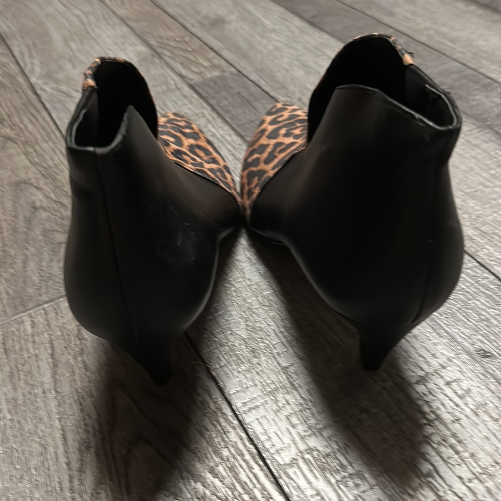 Boots - Picture 3 of 7